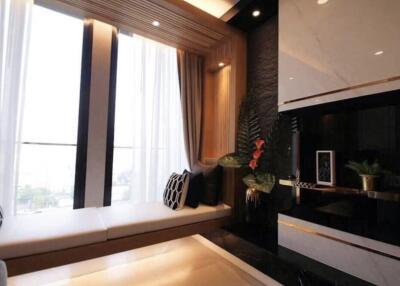 Noble Ploenchit 1-Bedroom 1-Bathroom Fully-Furnished Condo for Rent