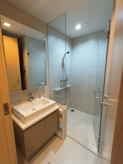 Siri @ Sukhumvit 2-Bedroom 2-Bathroom Fully-Furnished Condo for Rent