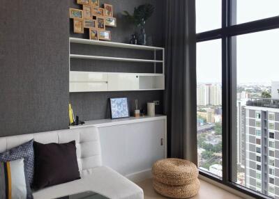 Chewathai Residence Asoke Duplex 1-Bedroom 1-Bathroom Fully-Furnished Condo for Rent