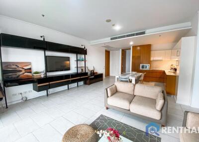 Beachfront with Beach Access Condo for Sale in Wongamat!