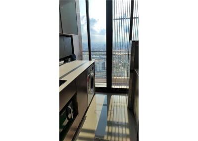 A Beautiful Bird View Delux Condo/ Cutting throat price at 8.18 million (+ tenant agreement) - 920021038-1