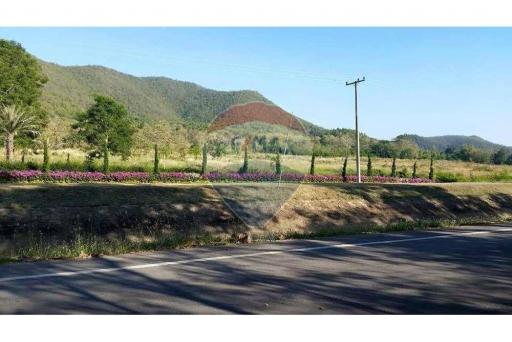 1,000 Sqm. Land listed for ฿ 2,000,000.