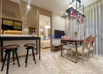 2 Bedrooms Condo in The Riviera Ocean Drive Jomtien C011140