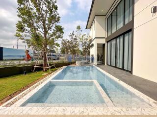 4 Bedrooms House in Chieftain East Pattaya H011124