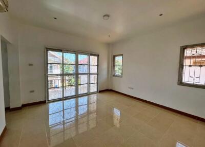 Unfurnished East Pattaya House for Sale