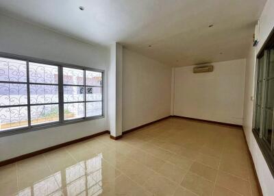 Unfurnished East Pattaya House for Sale