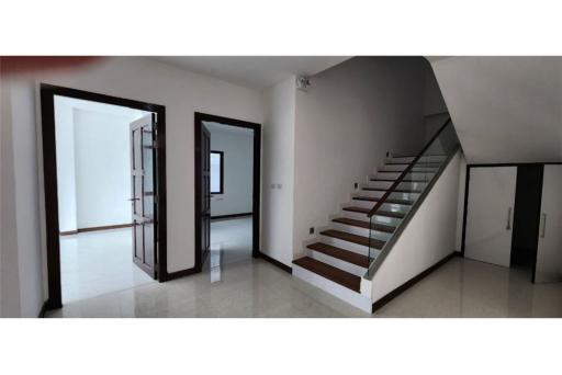 Brand New Huge Home Office For Rent - Phra Kanong