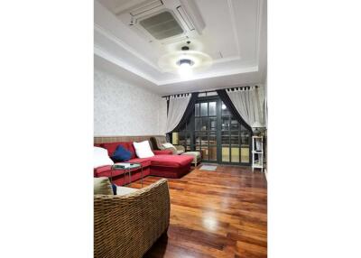 Large Sathorn house for sale, perfect for spacious living. - 920071065-284