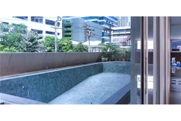 Shock price ! Pet friendly - Open layout  3 bedrooms with big balcony - 3rd Floor - Low rise condominium - Sathorn - Less than 5 minutes walk to BTS - 920071001-12352