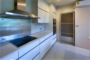 Available ! - For Rent -Modern 3 beds in private apartment Sathon