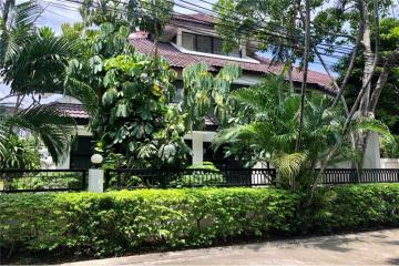 Available  - Single House - 5 Beds in Private compound Thonglor - 920071001-12339