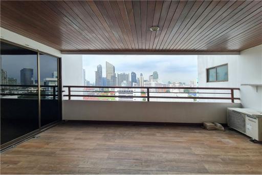 Available - new unit 3 bedrooms with big balcony - pet firendly unit - Liberty Park Comdominium Sukhumvit 23