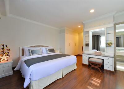 Room For Rent 3 Bed 3 Bath at Sukhumcit 23 Asok BTS - 920071001-12319