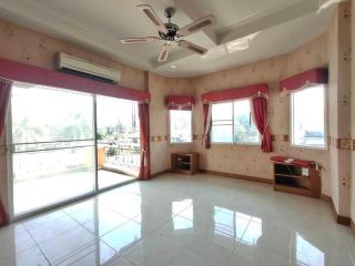 2 Story House for Sale in East Pattaya