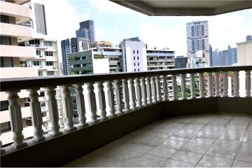 For Rent 4BR; Sukhumvit 24, High Ceilings.