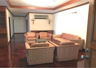 Room For Rent 3 Bed 3 Bath at Sukhumcit 23 Asok BTS - 920071001-12316