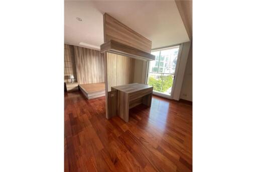 For Rent 3 bedroom 215 sqm (Renovated 2021) BTS ThongLor