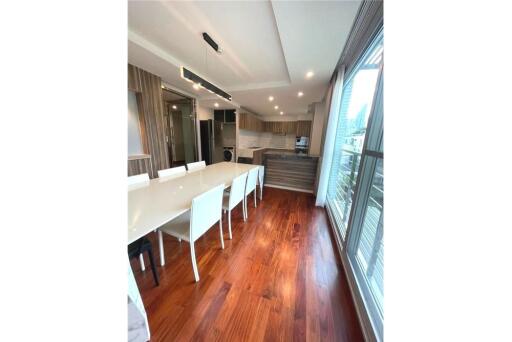 For Rent 3 bedroom 215 sqm (Renovated 2021) BTS ThongLor