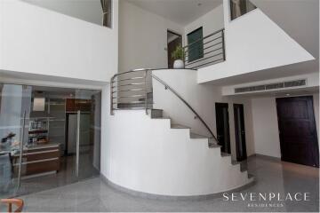 For Rent 2 BD, 2 BTH, Last Duplex Unit - 920071001-12232