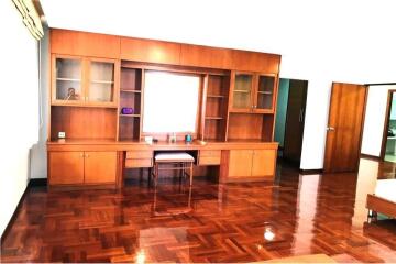 Condo for Rent/ 3Bedroom,