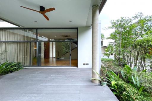 Luxurious 4BR Home in Watthana, Bangkok!