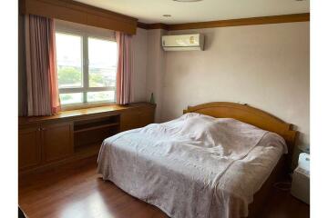 3 Bedroom 134.8Sqm Sathorn 39,000 THB ,Pets Allow