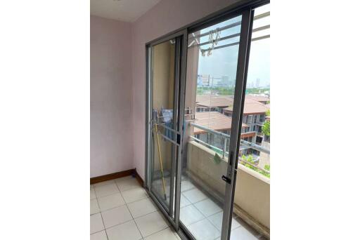 3 Bedroom 134.8Sqm Sathorn 39,000 THB ,Pets Allow