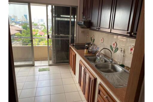 3 Bedroom 134.8Sqm Sathorn 39,000 THB ,Pets Allow