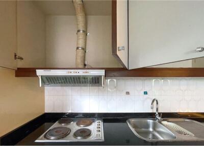 Low rise apartment in Sukhumvit 39. - 920071001-12129