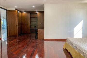 Luxury 2-Bedroom Unit, Pet-Friendly, Sukhumvit 63. - 920071001-12116