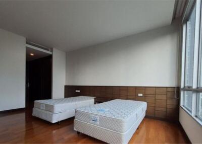 3 ห้องนอน Apt พร้อมระเบียงให้เช่าใน Sukhumvit 55 - 920071001-12136