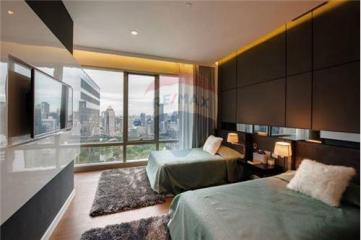 Lumpini Park Penthouse duplex on high floor 2 bedrooms at 185