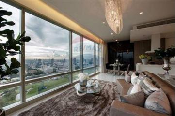 Stunning view Park Penthouse duplex on  2 bedrooms with terrace at 185 Rajdamri