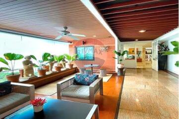 For Rent Stunning 4Beds Penthouse in Baan Ananda