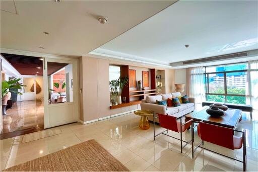 For Rent Stunning 4Beds Penthouse in Baan Ananda