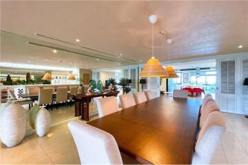 For Rent Stunning 4Beds Penthouse in Baan Ananda