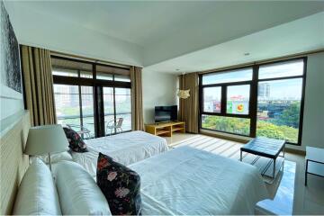 For Rent Stunning 4Beds Penthouse in Baan Ananda