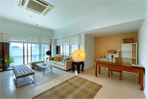 For Rent Stunning 4Beds Penthouse in Baan Ananda