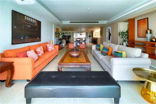 For Rent Stunning 4Beds Penthouse in Baan Ananda