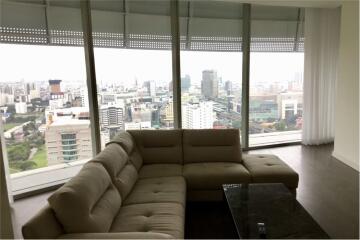 Stunning 2BR/2BA Condo in Bangkok