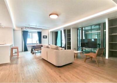 Pet friendly new renovated spacious 2+1 bedrooms in Asoke - 920071001-11820