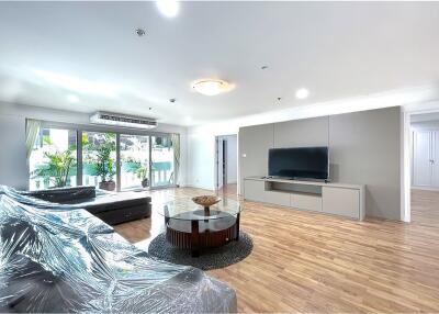 4 Bedroom Close to Asoke,  Pets Alllowed