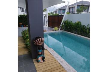 THALANG LUXURY 4 BEDROOMS POOL VILLA