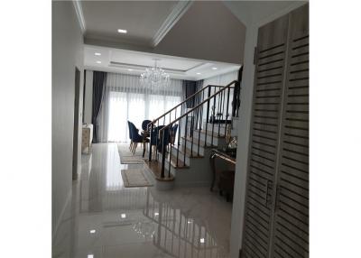 THALANG LUXURY 4 BEDROOMS POOL VILLA