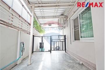 147 Sqm., 4 Beds, 3 Baths Townhouse listed for ฿ 4,850,000.