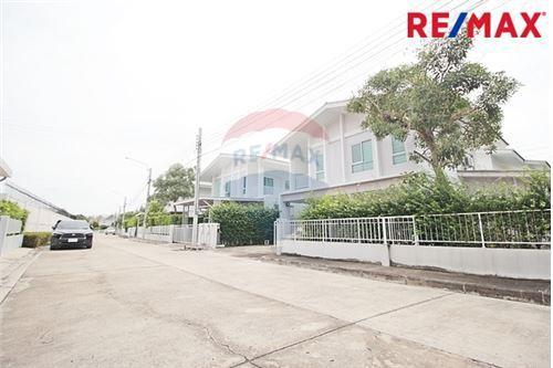 147 Sqm., 4 Beds, 3 Baths Townhouse listed for ฿ 4,850,000.