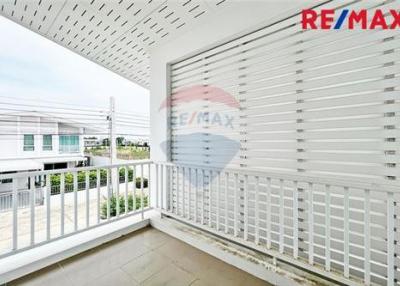 147 Sqm., 4 Beds, 3 Baths Townhouse listed for ฿ 4,850,000.