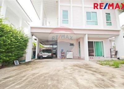 147 Sqm., 4 Beds, 3 Baths Townhouse listed for ฿ 4,850,000.