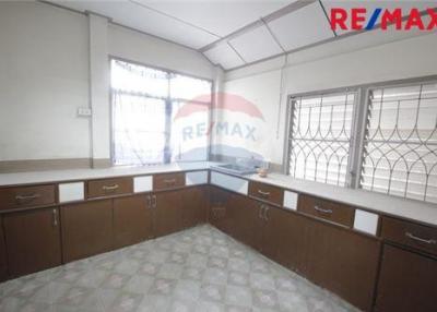 209 Sqm., 3 Beds, 3 Baths House listed for ฿ 8,600,000.