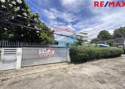 396 Sqm. Land listed for ฿ 9,000,000.
